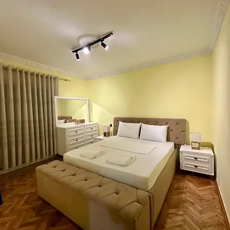 Apartment Fun House Serenity