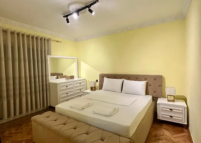 Apartment Fun House Serenity